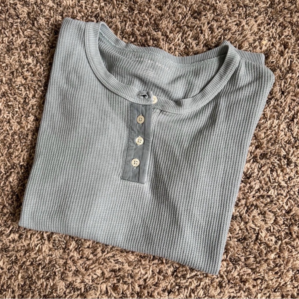 American Eagle Cropped Waffle Knit